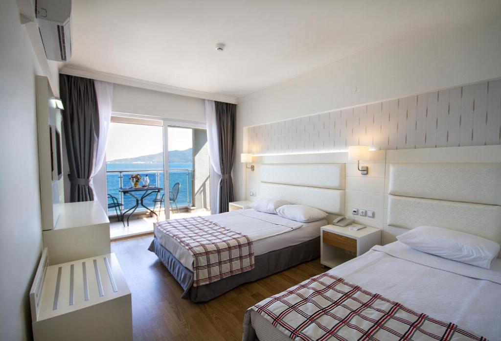 Yunus Hotel Мармарис Екстериор снимка