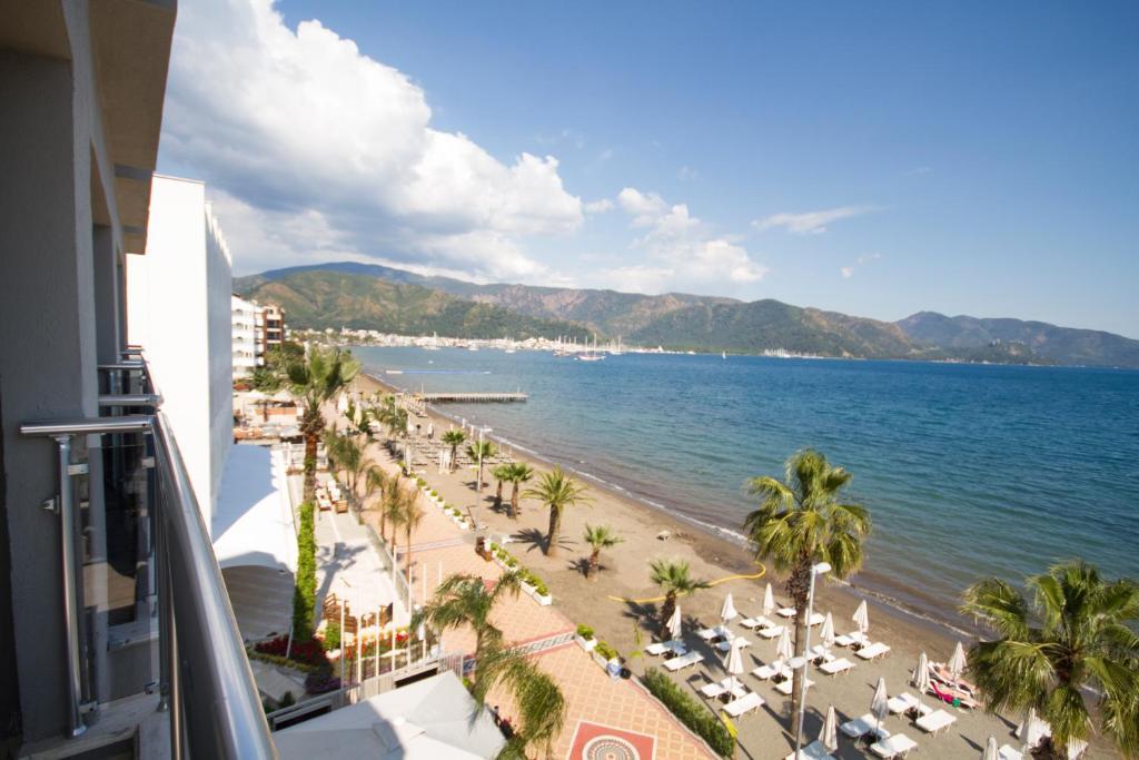 Yunus Hotel Мармарис Екстериор снимка